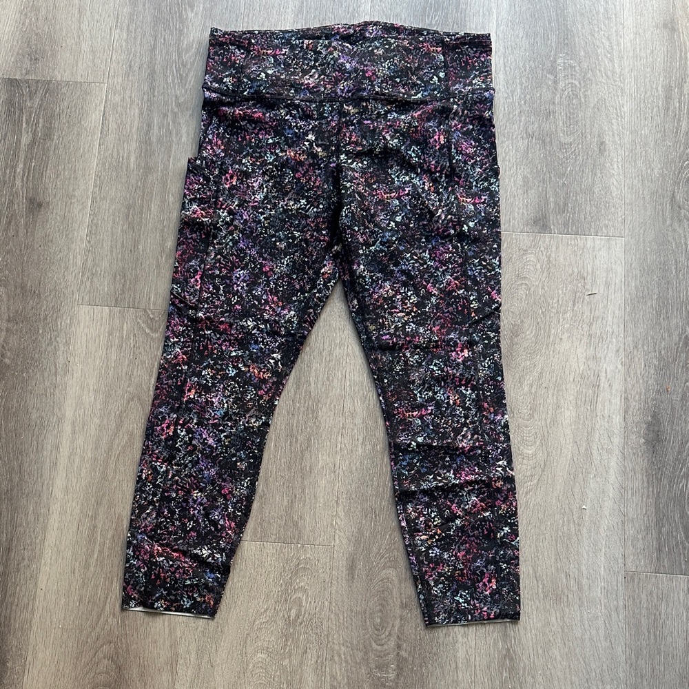 Women’s floral print leggings